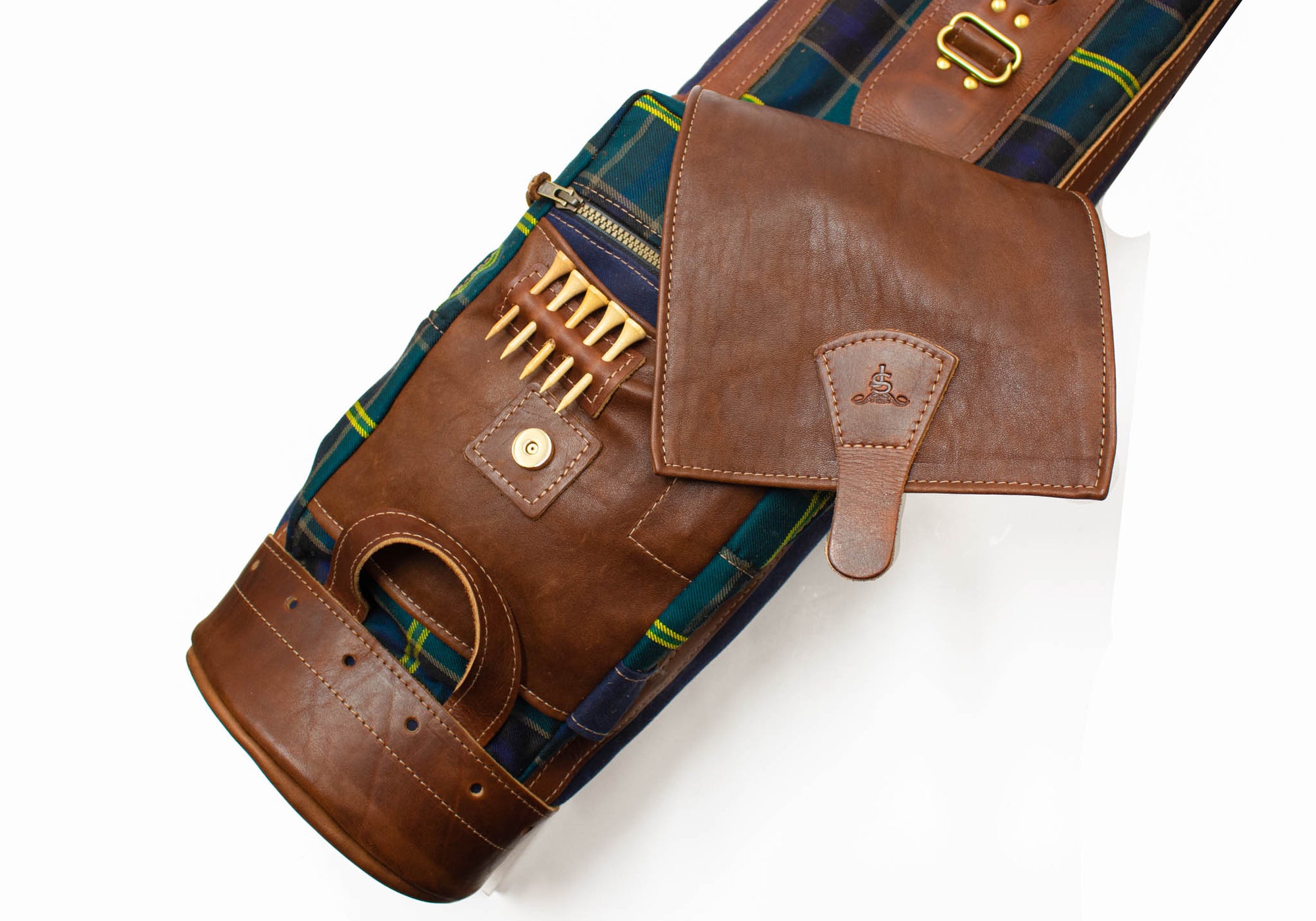 8" Sunday style US Army golf bag pocket closeup