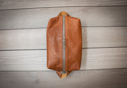Chestnut Leather Shaving Kit- Steurer & Jacoby