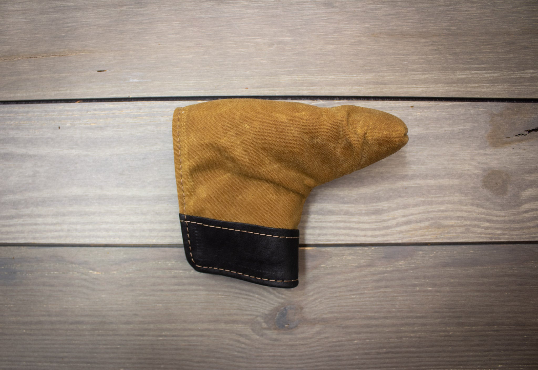 Field Tan and Black Leather Putter Cover- Steurer & Jacoby