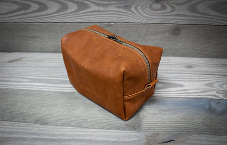 Natural Leather Shaving Kit- Steurer & Jacoby