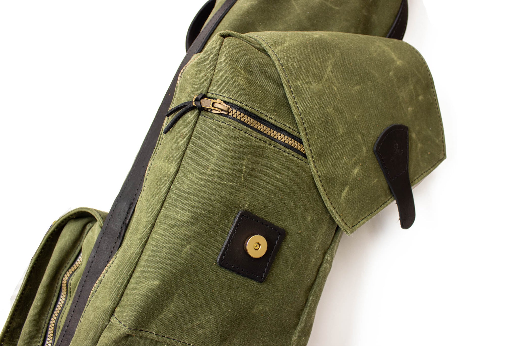 8" Airliner Style Golf Bag