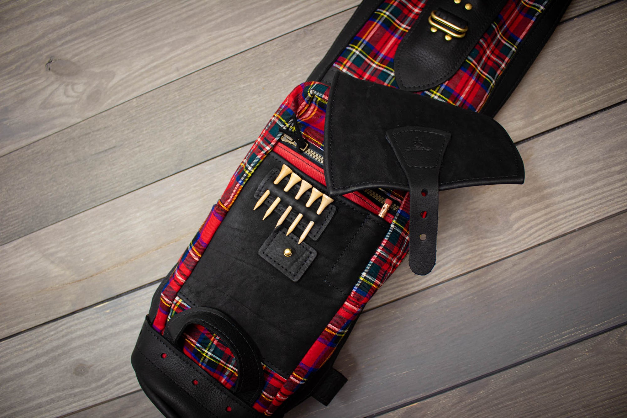 The Stewart Modern Pencil Golf Bag with Black Leather Ball Pocket- Steurer & Jacoby